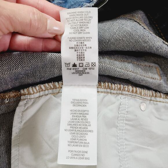 Levi's 505 Shorts, Size 20 REGULAR 30 Waist, PRE-OWNED - Picture 7 of 7